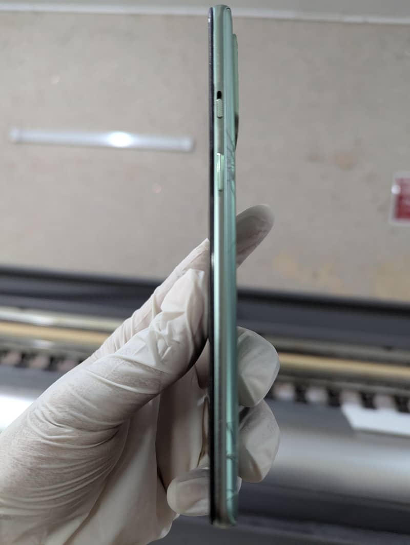 One Plus 9R 3