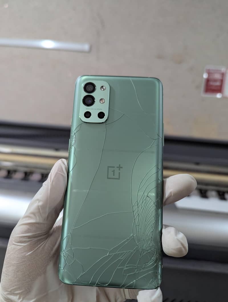 One Plus 9R 6