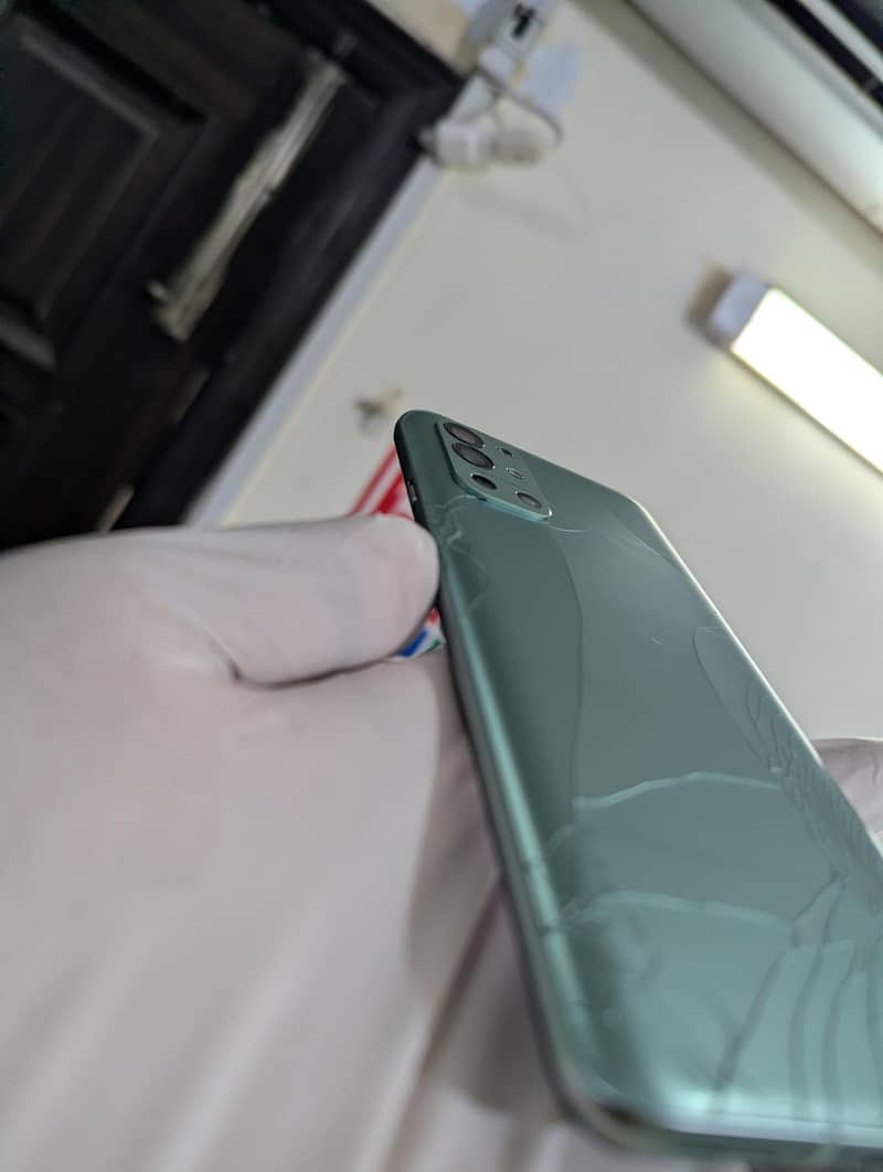 One Plus 9R 10