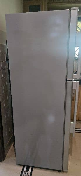 Haier hrf-380m, 370 litre storage capacity used refrigerator