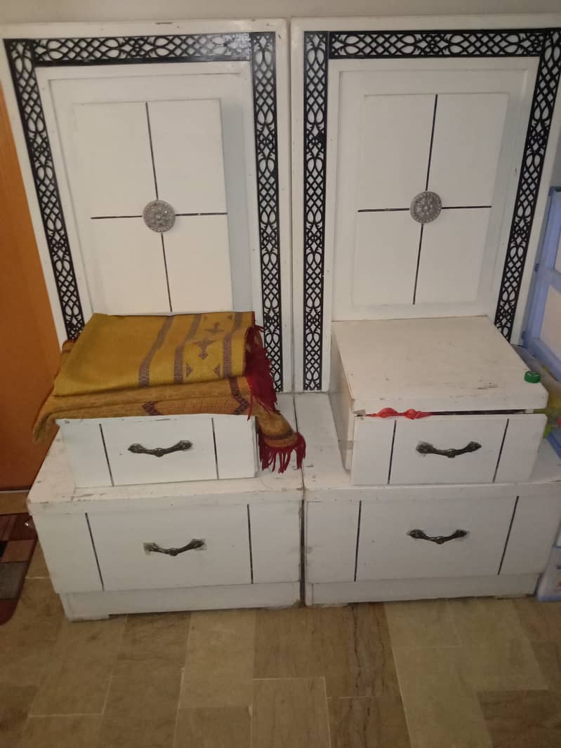 Bed, side table & dressing table 1