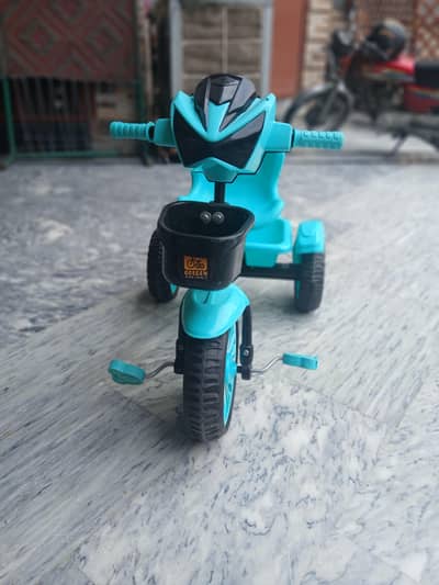 3 wheels cycles imported from china