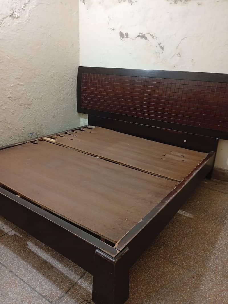 king size bed 3