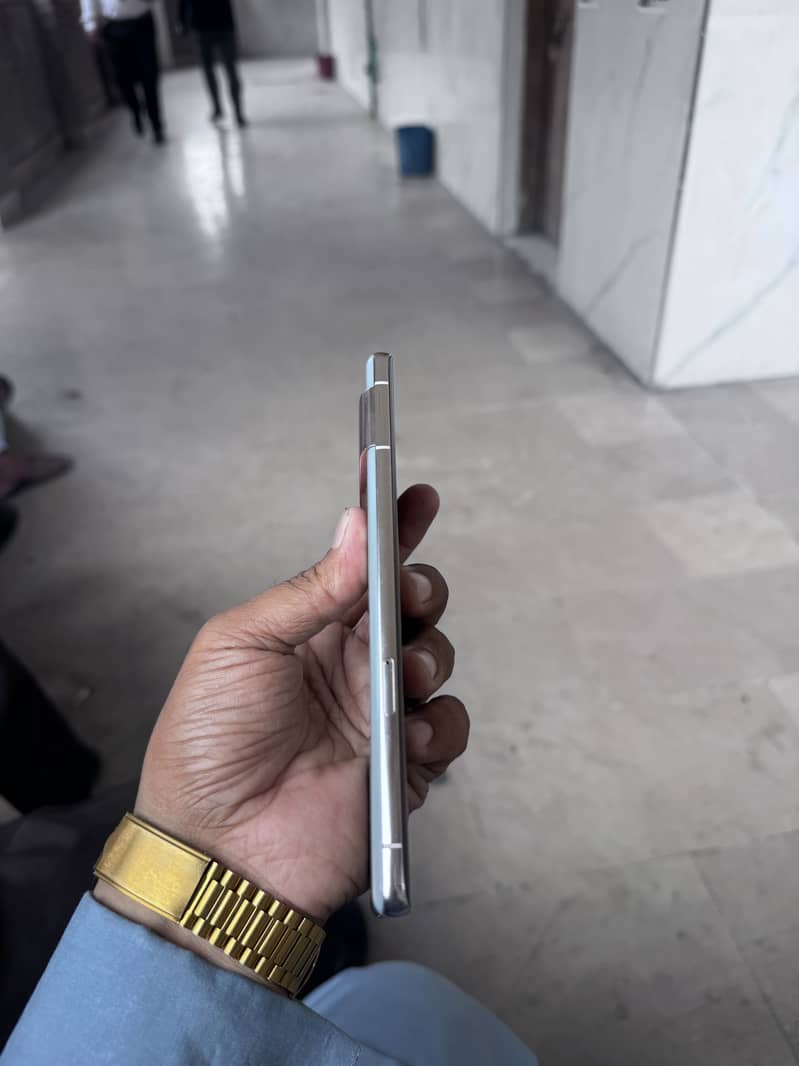 Google Pixel 7 Pro 4