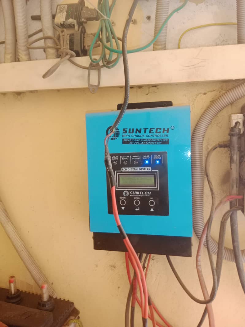 MPPT Charge Controller 2