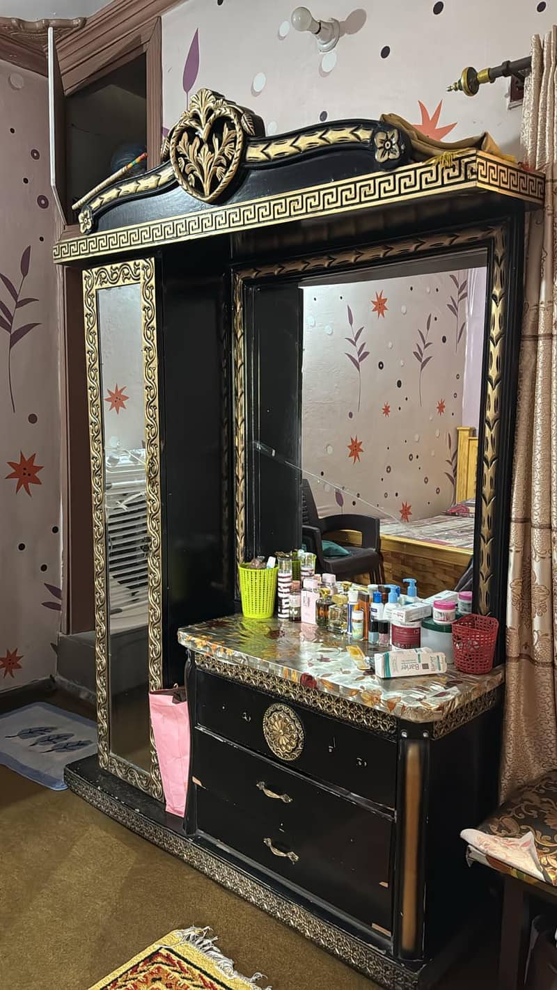 Dressing table 1