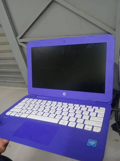 HP stream book