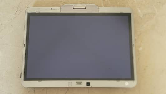 HP Elitebook 2726p