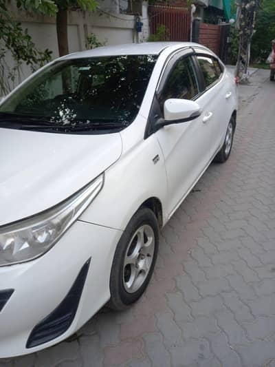 Toyota Yaris 2021