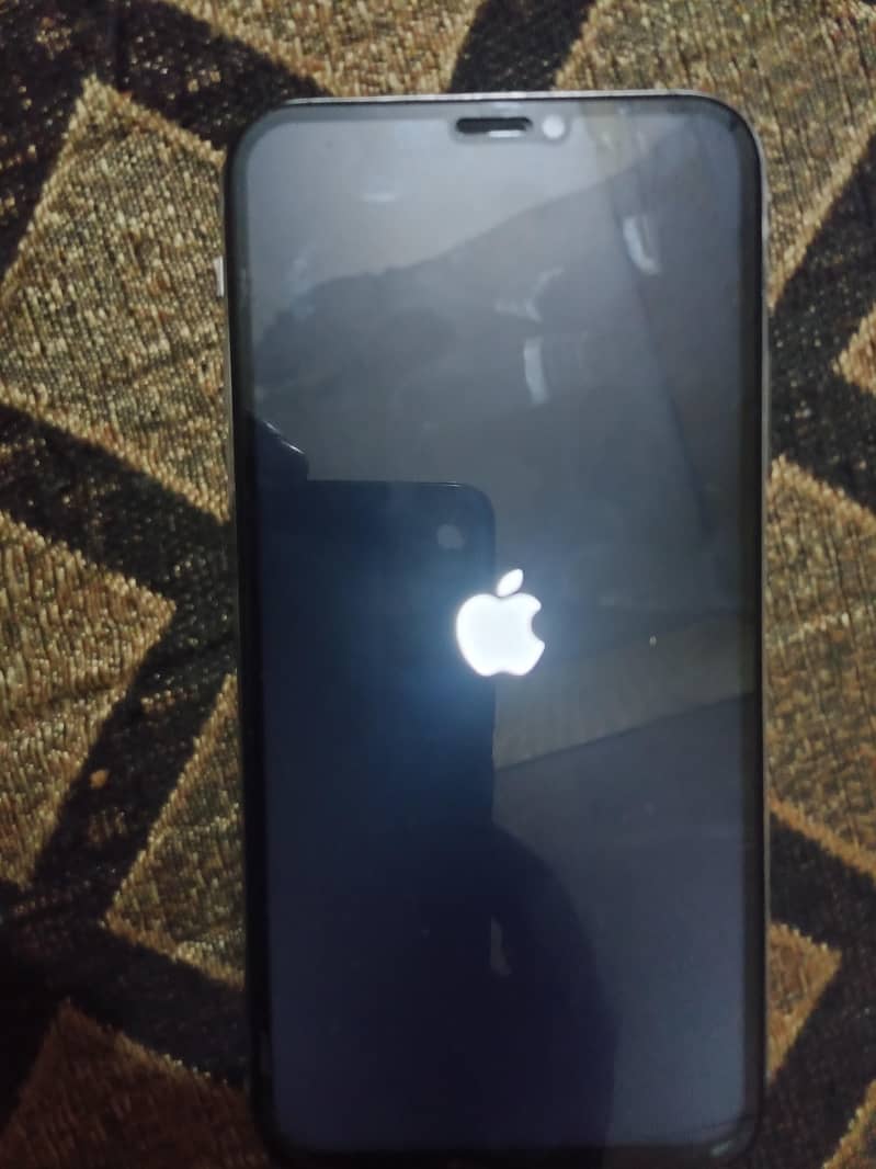 Apple iPhone X 5