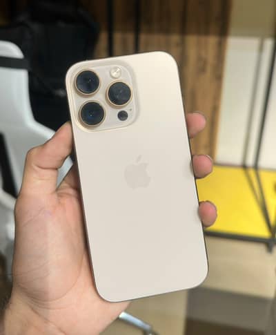 Apple iPhone 16 Pro