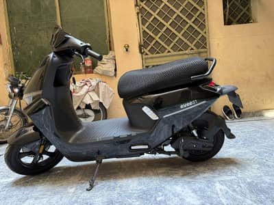 Neat & Clean Scooty for Sale