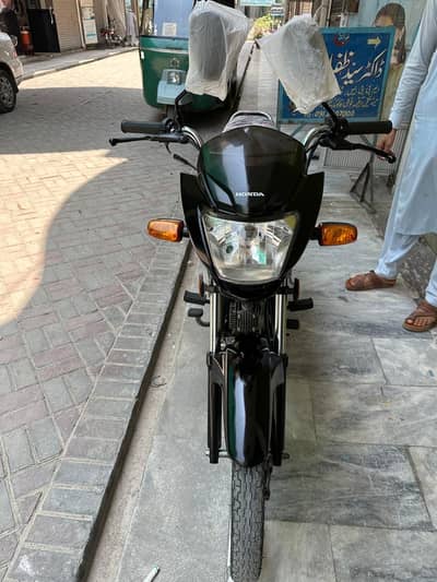 Honda pridor 2025-26 model black colour