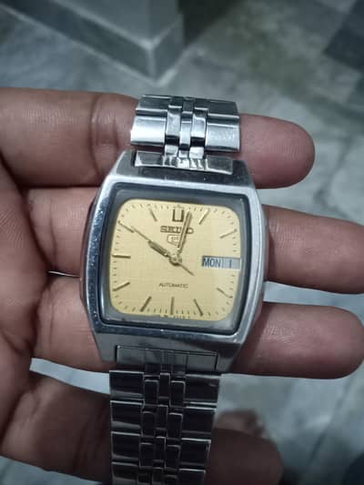 Seiko 5 automatic