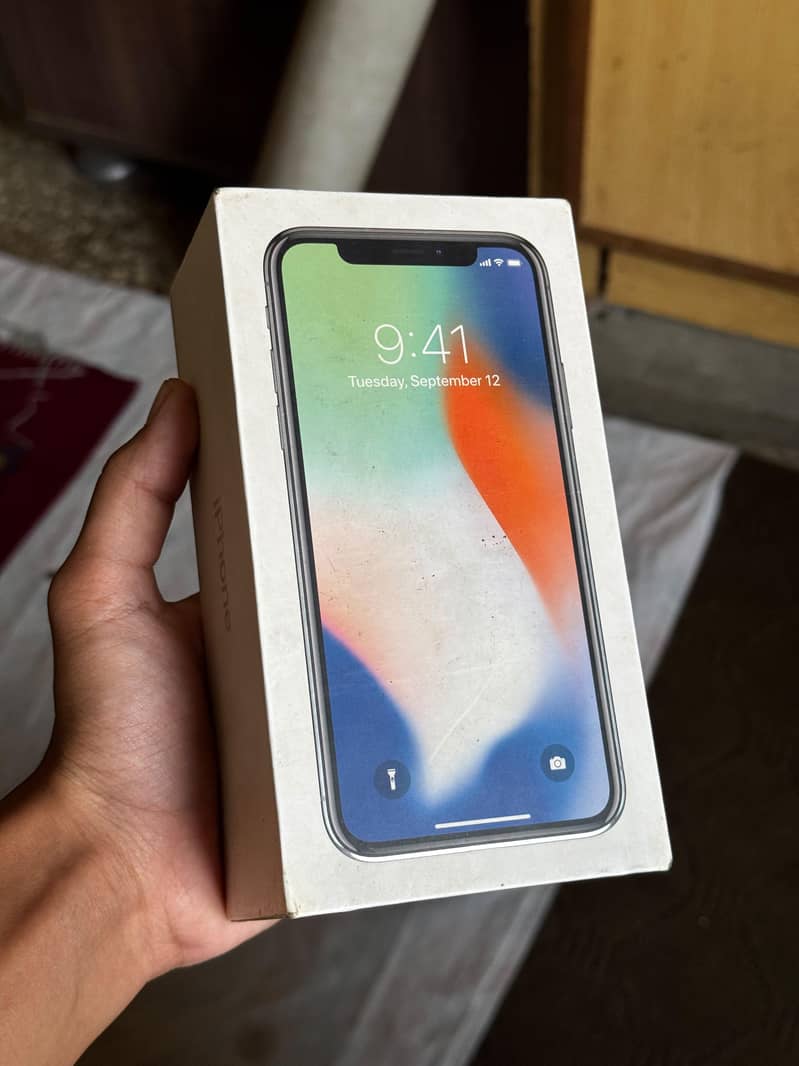 Apple iPhone X 5