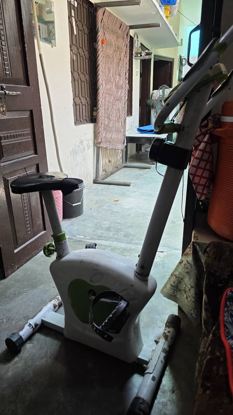 gym Cycle Machine 2