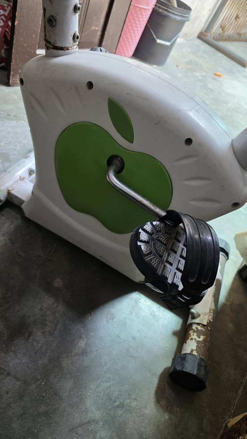 gym Cycle Machine 4