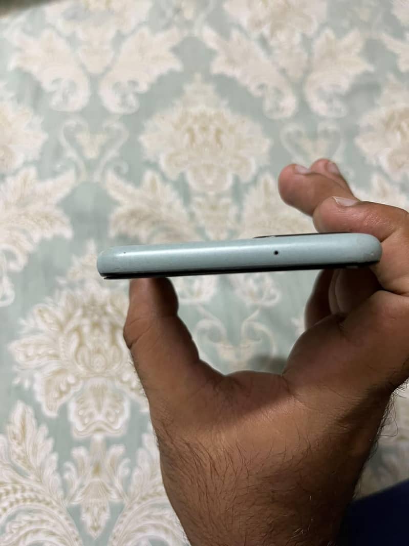 Google Pixel 5 3