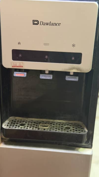 dawlance water dispenser
