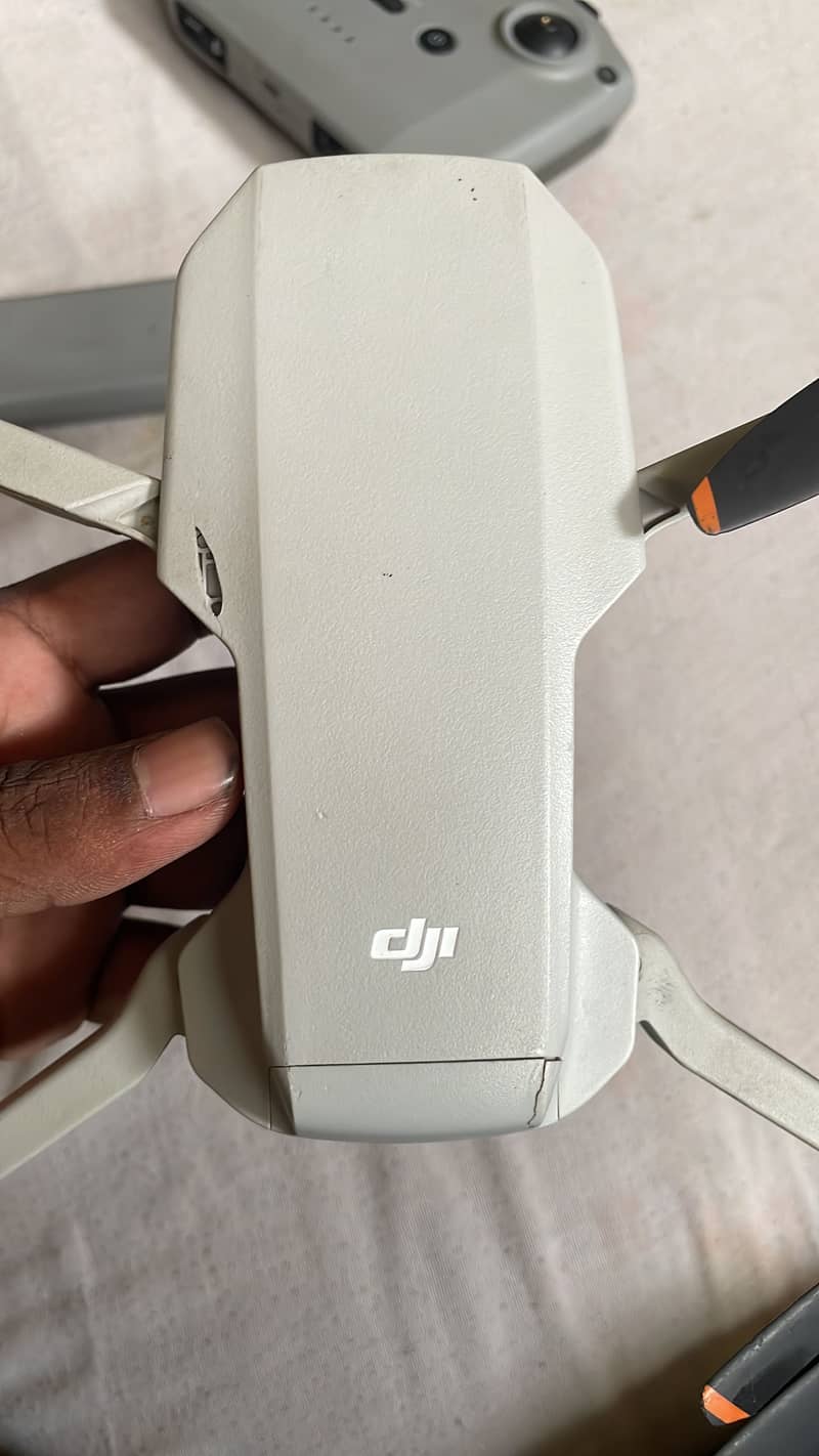 DJI mini 2 4