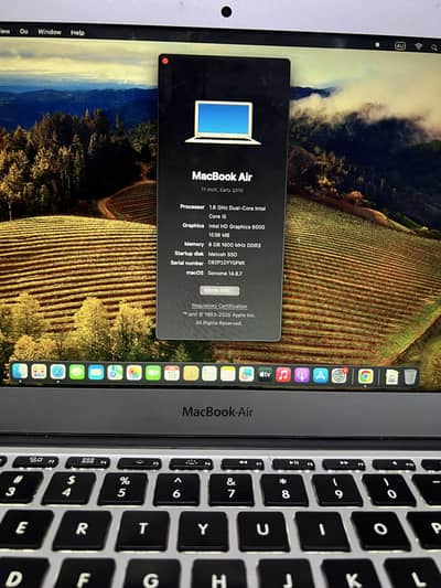 Macbook Air Early 2015 8GB/128GB with latest MacOS