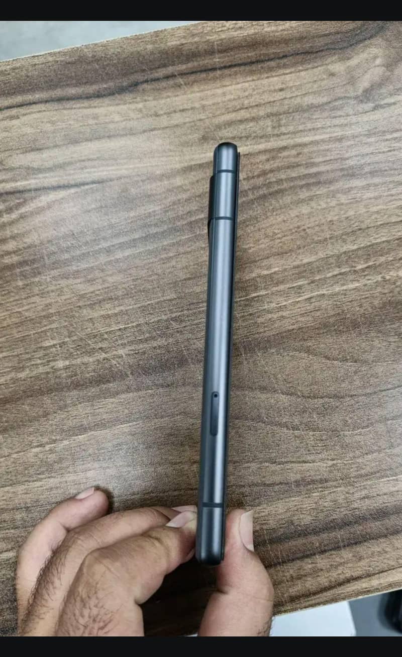 Google Pixel 7a 5