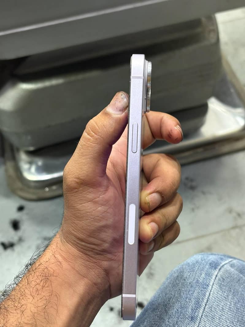 Apple iPhone 14 plus 2