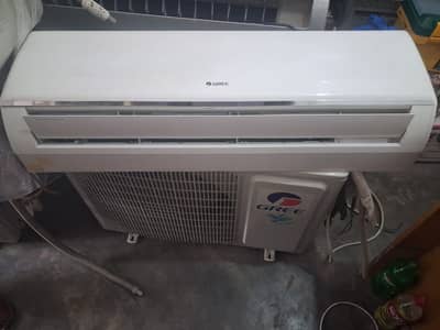 Gree 1.5 ton non inverter Ac