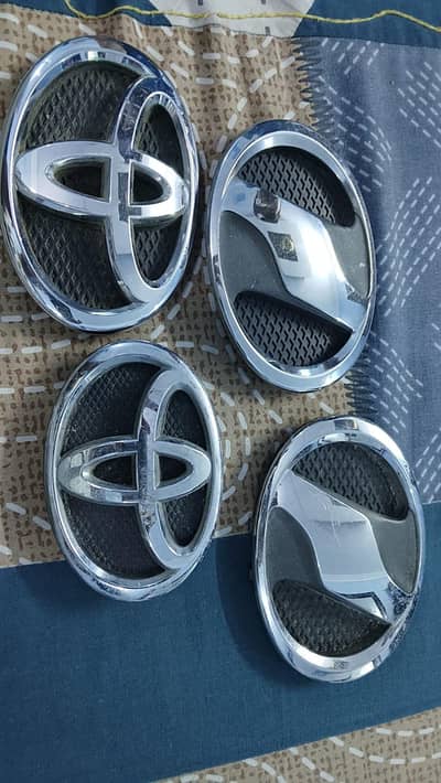 monogram of Toyota Japanese car