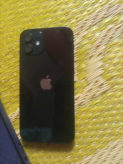 Apple iPhone 12