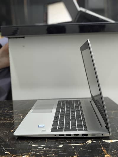 i7 8th 8/256 2 Gb Graphic Card 15.6 inch Screen