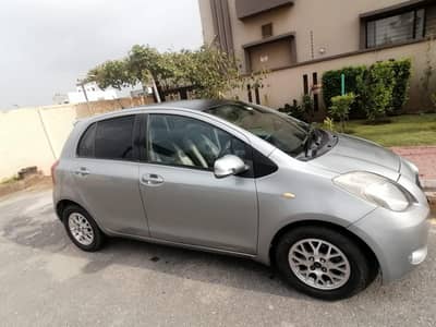 Toyota Vitz 2011