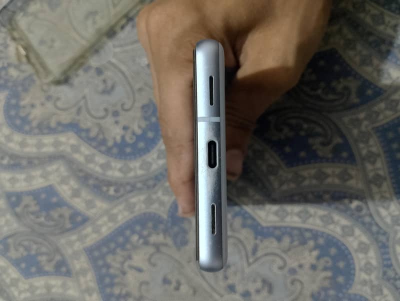 Google Pixel 7 5