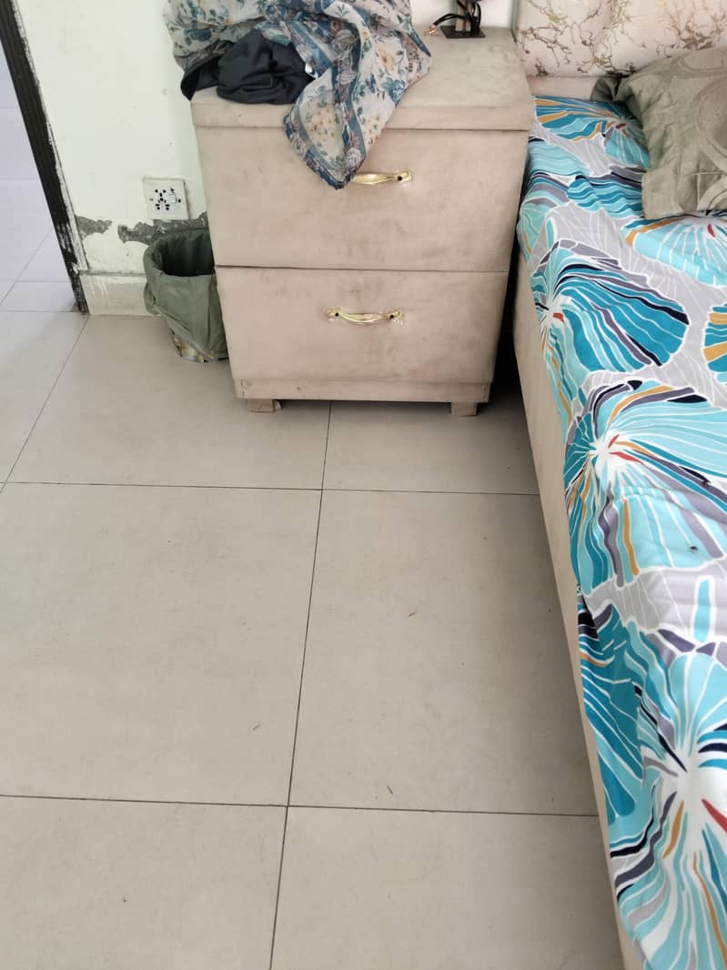 bed and dressing table 2