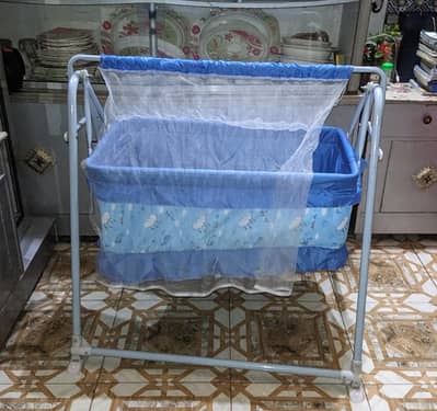 Baby Cradle / Bassinet with Mosquito Net – Excellent Condition