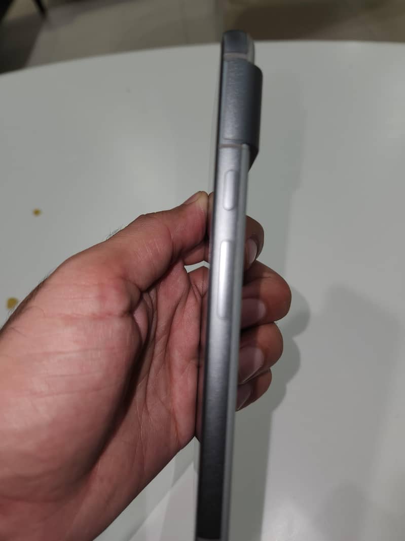 Google Pixel 8 0