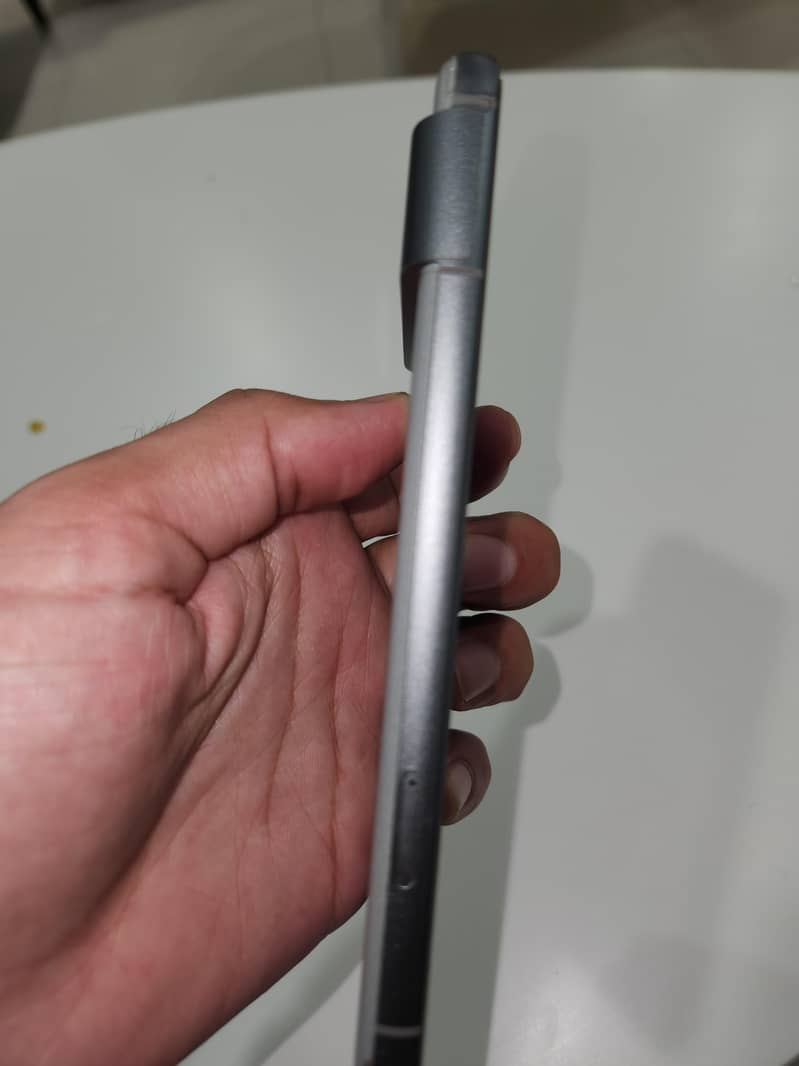 Google Pixel 8 1