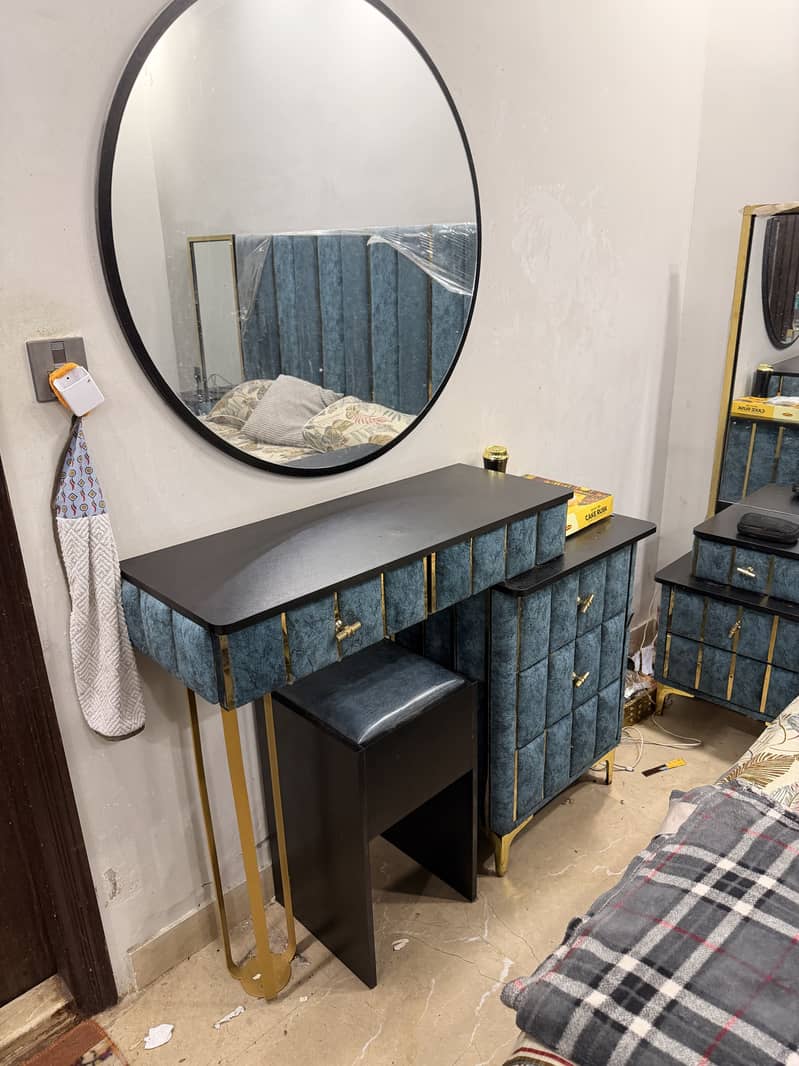 Complete Bedroom Set 0