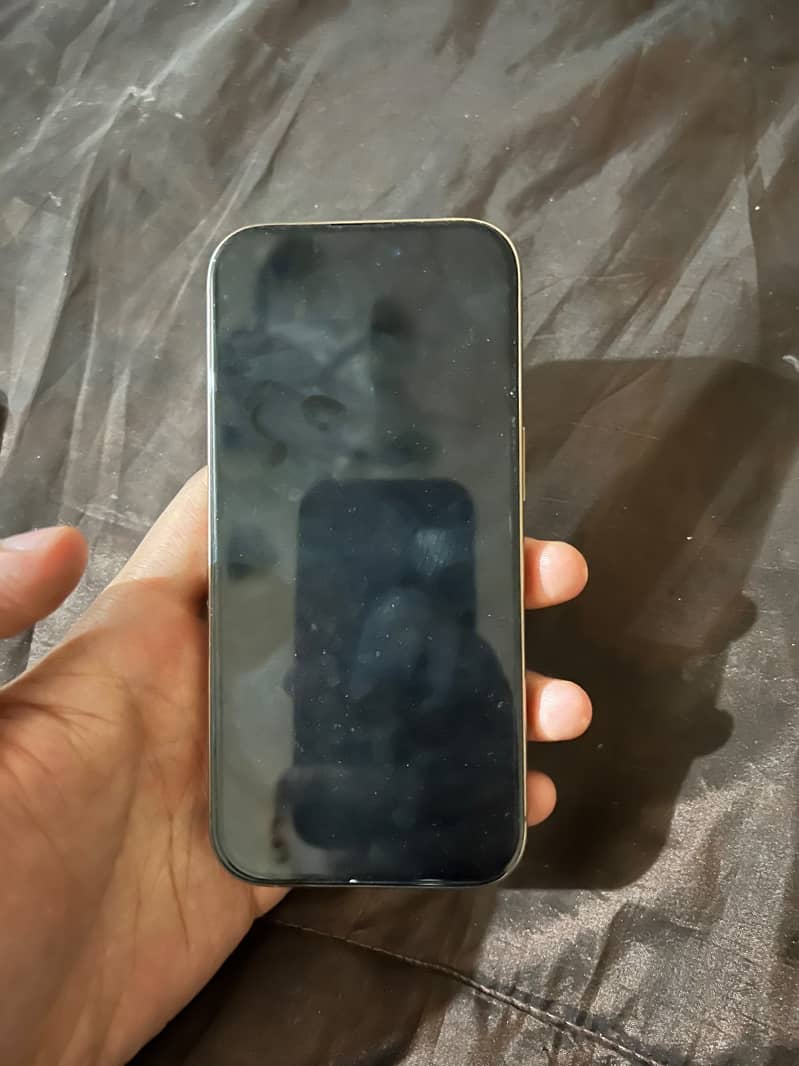 Iphone 16 pro 2