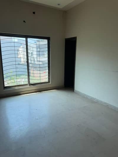 10 Marla Corner full house for Sale in F2 block