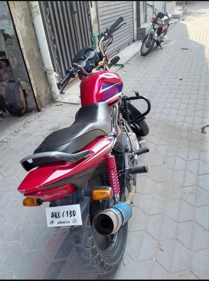 cb 125F 6