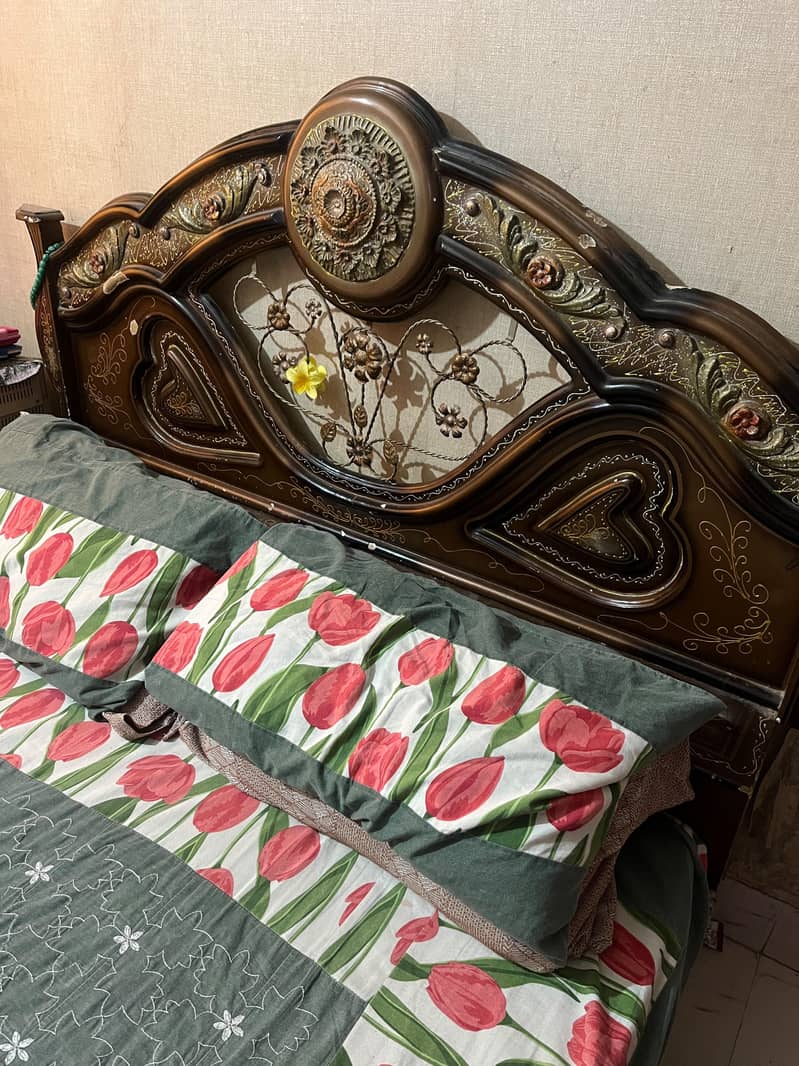 bed & devider 1