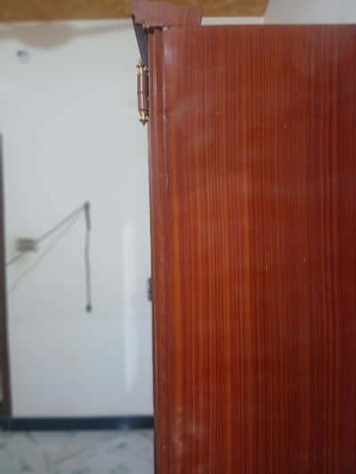best condition mein 3 door with mirror