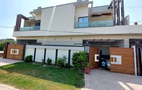 Double Storey 5 Marla House Available In Officers Town For sale
