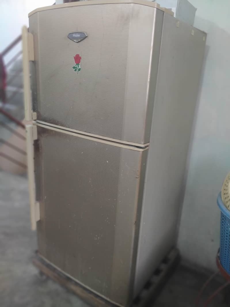 Refrigerator 0