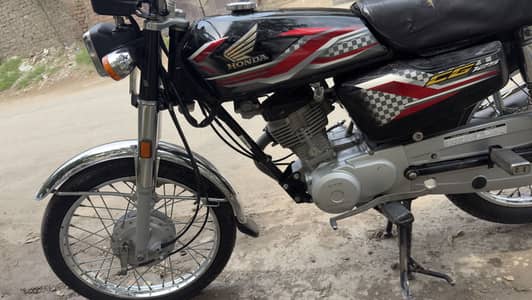 Honda 125 2024 model all ok condition see in pics