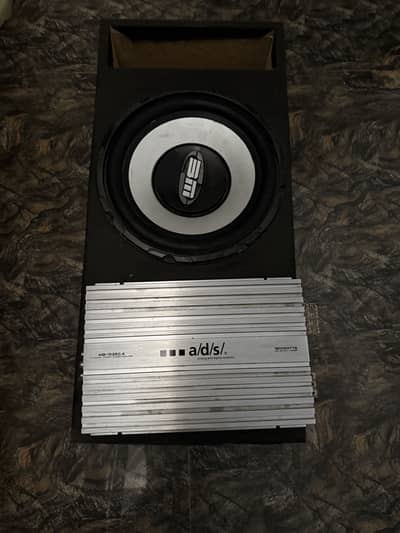 Soundmax woofer and Ads Amplifier up for sale