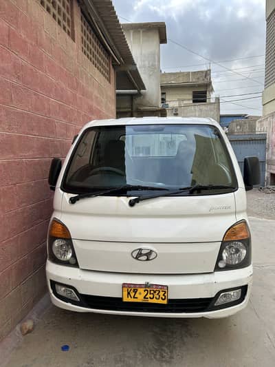 Hyundai porter shehzore H100