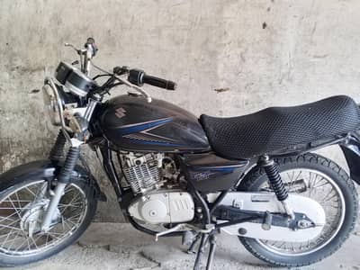 Suzuki gs 150