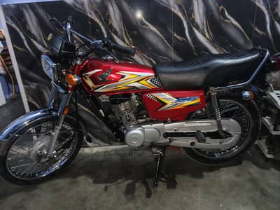 Honda CG 125 (2025) Excellent Condition Karachi Register Genuine Cond